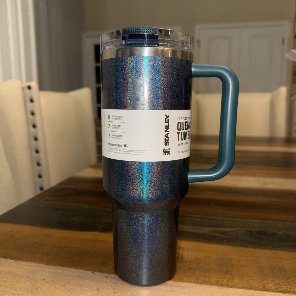 Stanley 40oz Holographic Teal Quencher Tumbler with Handle